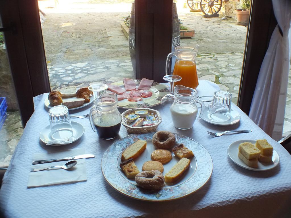 Complejo Rural Spa Hosteria El Pomar كوميلاس المظهر الخارجي الصورة